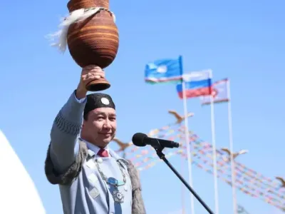 Глава Якутии поздравил с Ысыахом Олонхо