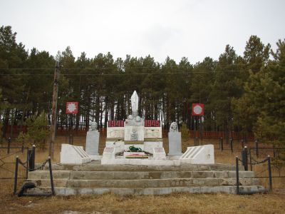 Памятник воинам-землякам, участникам Великой Отечественной войны