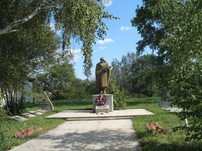 Памятник воинам, погибшим в годы Великой Отечественной войны (1941-1945 гг.)