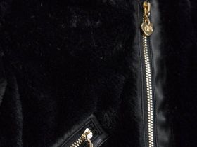 Куртка для маленькой девочки