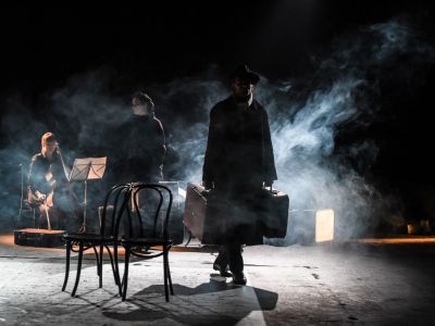 Билеты на Небесные беглецы (Один театр) / Театр | Афиша | ИнфоТаймс