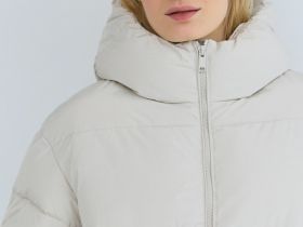 Утеплённая куртка с капюшоном, Бежевый