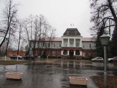 Богадельня (авт. архитектор Л.Бенуа)