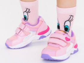 Кроссовки для девочек