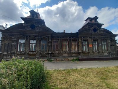 Деревянный одноэтажный дом