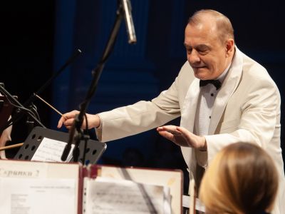 Билеты на Гардемарины, вперёд! (Филармония. Камерный зал) / Концерт | Афиша | ИнфоТаймс