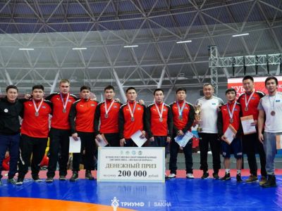 Сборная Якутии по вольной борьбе заняла третье место на Кубке России