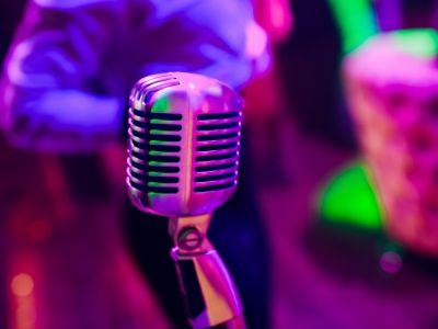 Билеты на Может замутим (Central StandUp Club) / Стендап | Афиша | ИнфоТаймс