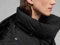 Стеганая куртка с капюшоном