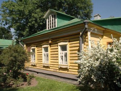 Историко-мемориальный музей-заповедник «Подолье»