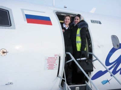 Авиакомпания «Якутия» объявляет набор на должность бортпроводника