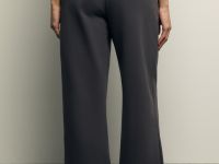 Спортивные брюки широкого кроя