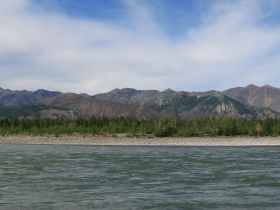 Река Индигирка. Через Ущелье Восторга и Восхищения! Маршрут: п. Усть-Нера - с. Хонуу