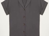 Блузка с коротким рукавом и v-образным вырезом