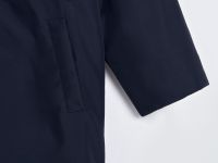 Пуховое пальто с капюшоном и отложным воротником