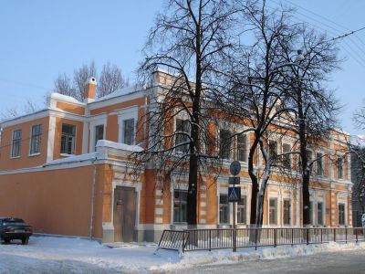 Флигель