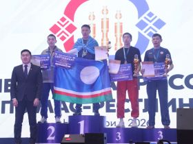 Реванши и сенсации. Мас-рестлеры Якутии завоевали еще шесть золотых медалей чемпионата России