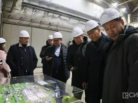 Председатель комитета Совета Федерации Андрей Кутепов посетил Жатайскую судоверфь