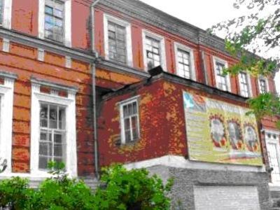 Здание фабричного клуба