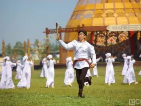 Фото: открытие Ысыаха Туймаады-2025