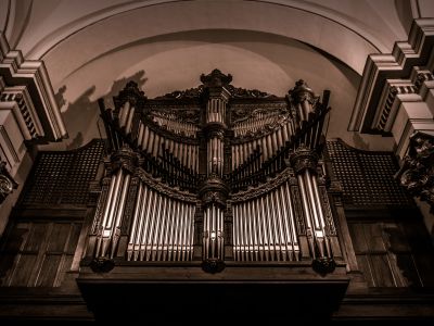 Великолепие барокко. Контратенор и старинный орган при свечах