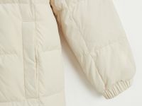 Пуховое пальто с капюшоном