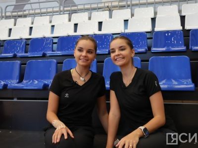 Многократные чемпионки мира Дина и Арина Аверины провели мастер-класс для юных гимнасток Якутии