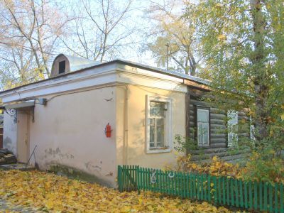 Дом деревянный рубленый (корпус служителей), 1886 г., 1946-1952 гг.