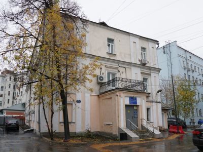 Богадельня, 1842 г., 1892 г., 1930-е гг., архитектор В.А.Балашов