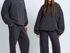 Худи из хлопка из коллаборации с maneken