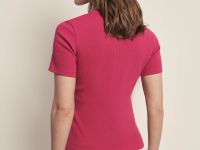 Футболка приталенного силуэта