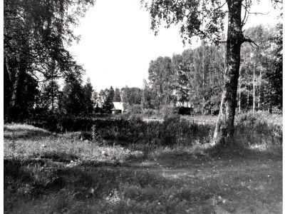 Регулярный парк с прудами