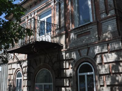 Дом жилой Н.И.Сартакова с магазином