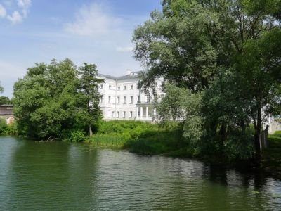 Парк усадьбы Полотняный Завод