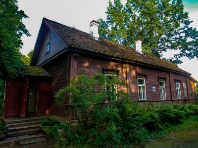 Дом-музей В. И. Ленина (Домик «Искры»)