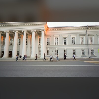 Пешеходные экскурсии Стендап-экскурсия по Казани Арка влюбленных