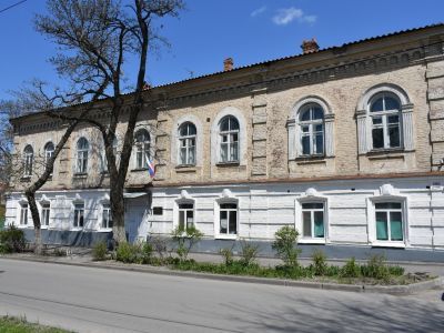 Здание приходского училища