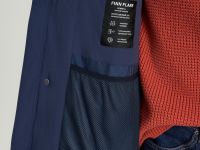 Утепленная куртка с капюшоном