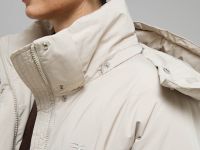 Утепленное стеганое пальто с капюшоном