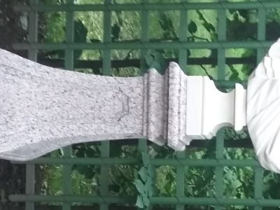 Бюст Тита