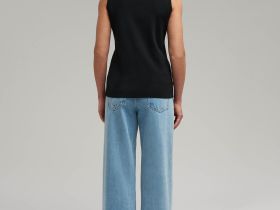 Вязаная майка прилегающего кроя с хлопком