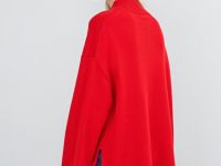 Объёмный джемпер с воротником-стойкой, Красный