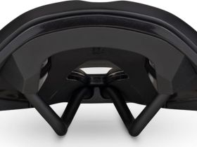 Седло Fizik Tempo Argo R5 (черный 150 мм)