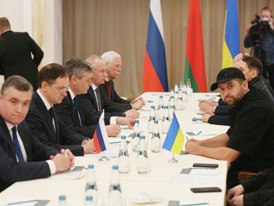 Второй раунд переговоров между Россией и Украиной может пройти 2 марта