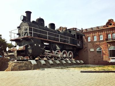 Памятник - символ "Паровоз"