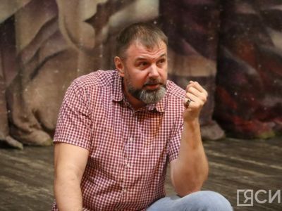 Гастроли, премьеры, живая музыка. Каким будет новый сезон Русского драматического театра Якутска