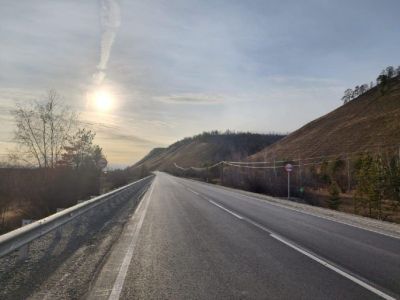 Дорожники привели к нормативу более 7 километров автодороги «Умнас» в Якутии