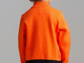 Свитер трикотажный для мальчиков