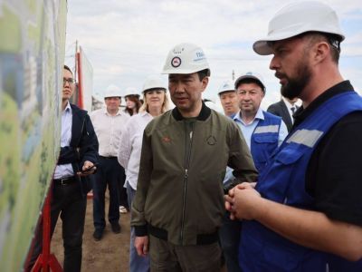 Глава Якутии оценил ход строительства образовательного комплекса «Точка будущего» в Якутске