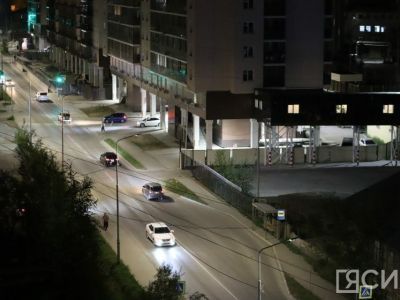 Пока в Якутии была ночь: трудоустройство для бездетных женщин, крупный метеор в Турции, шестидневка